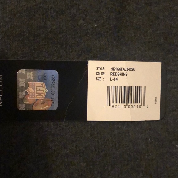 NFL Girls Apparel (RedSkins) - Picture 3 of 3